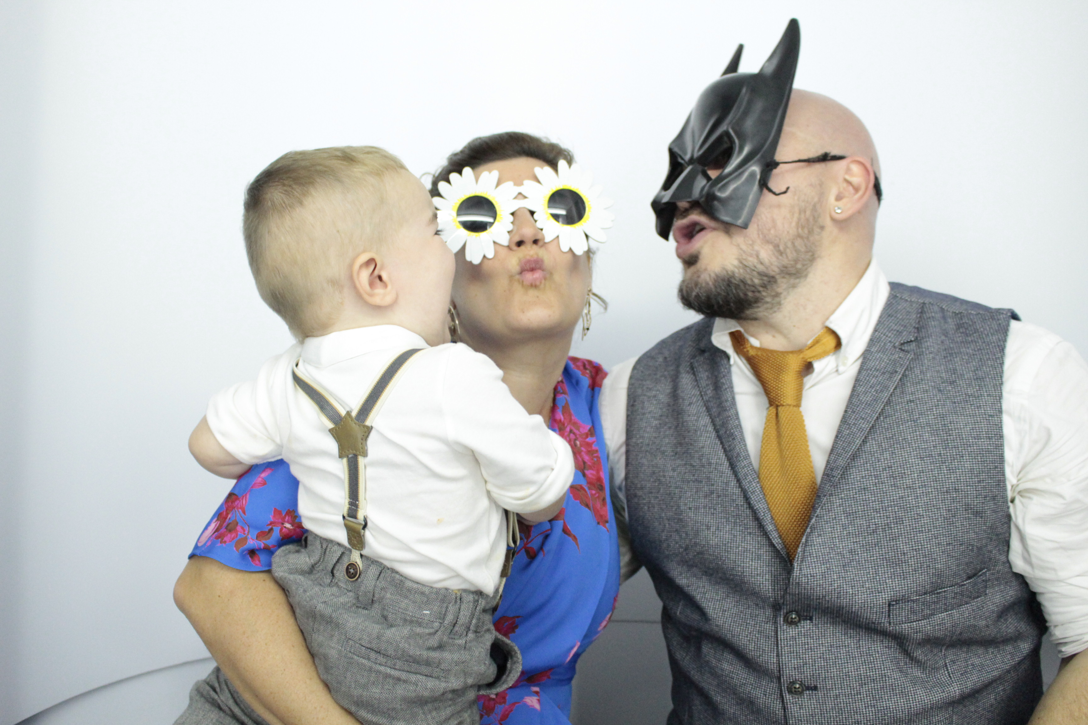 Louise & Dan's Big Day | View more photos from the event at gallery.myphotoboothexperience.co.uk/u/MyPhotoBoothExperienceLtd/Louise-Dans-Big-Day